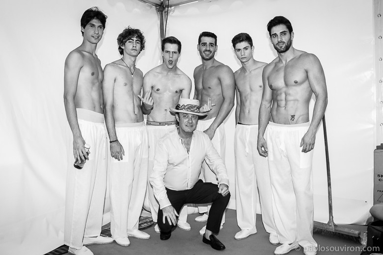 130913 195959 _SC19096 Backstage 3672 x 2448