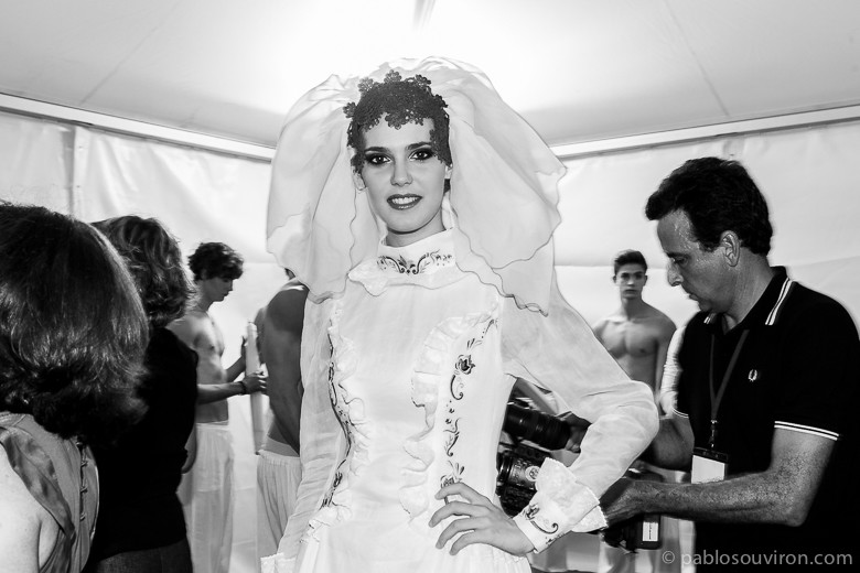 130913 201006 _SC19152 Backstage 3672 x 2448