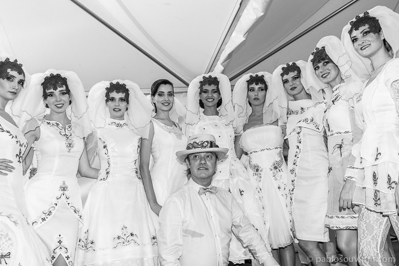 130913 201416 _SC19166 Backstage 3672 x 2448